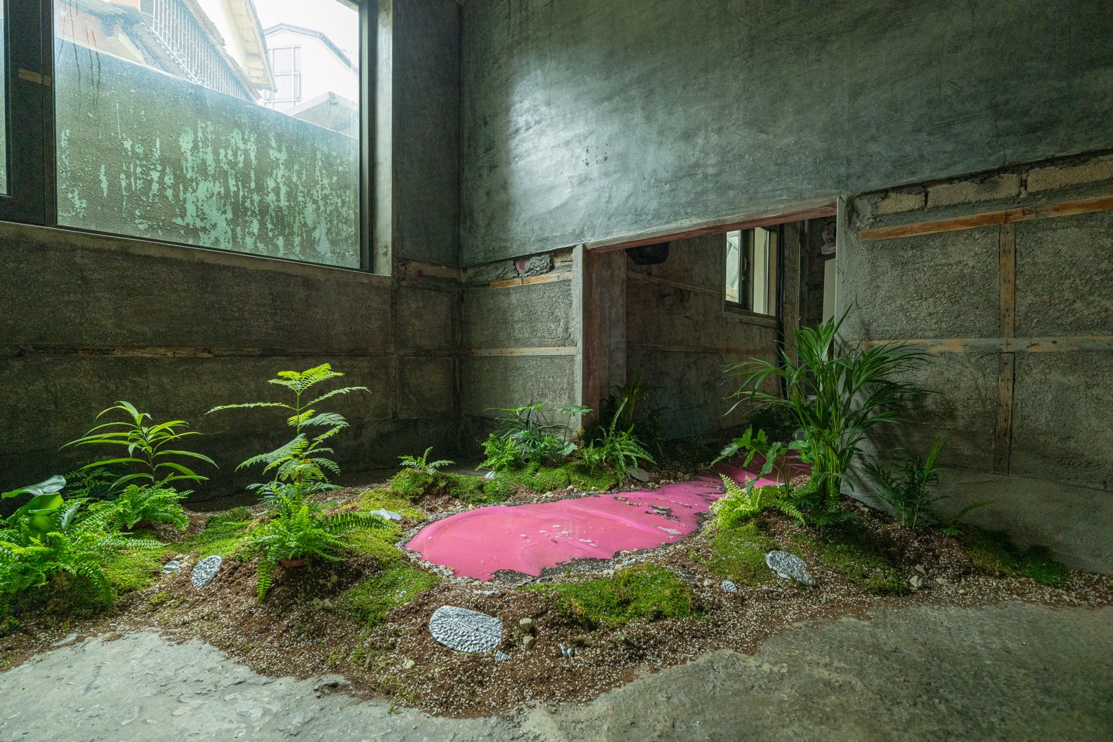 Detail: window with pink light