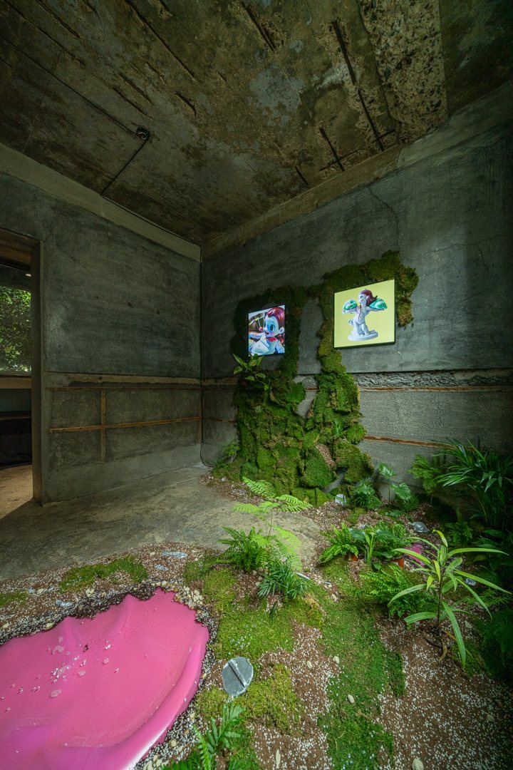 Installation view with screens